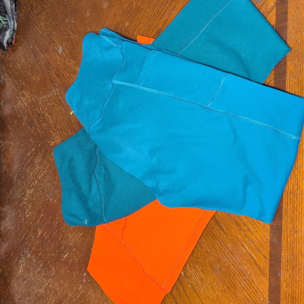 Brand new size M 3pk FENGBAY leggings